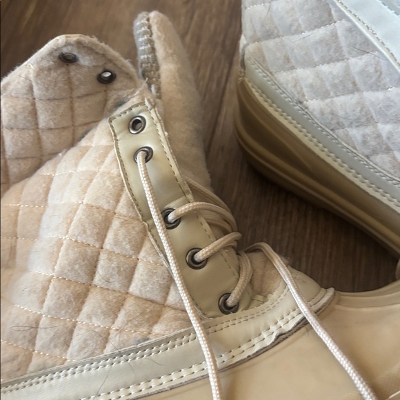 Winter boots - Quilted and lined - to repel water and snow - Picture 7 of 8